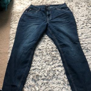 Rue 21 blue jeans size 16